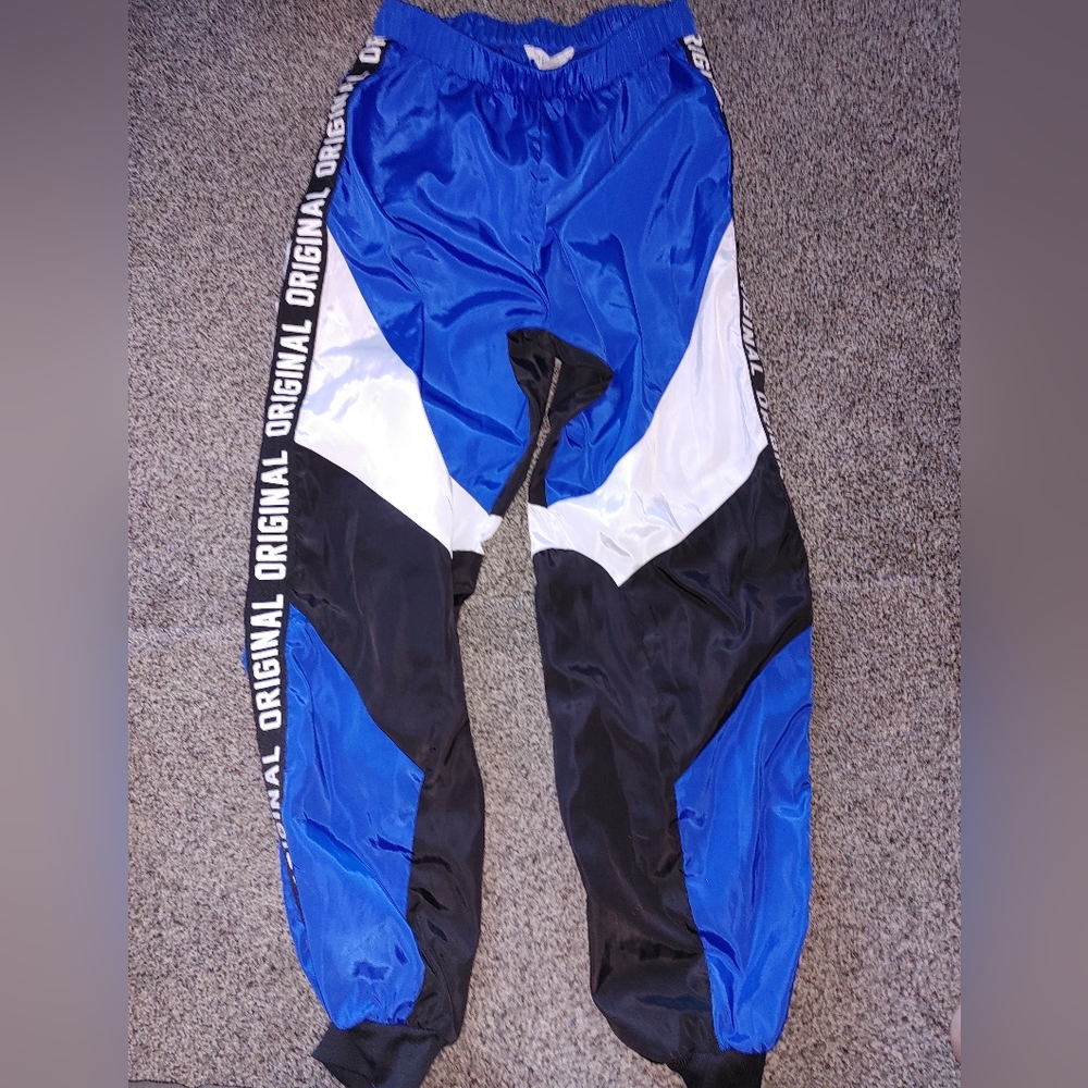 SWS active pants size small